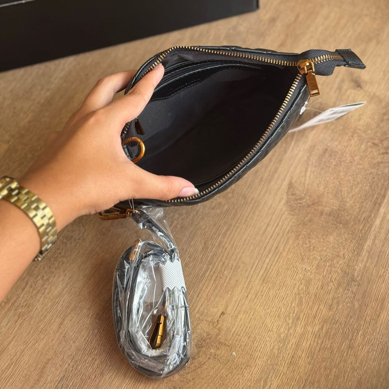 Bolsa Santa Lolla Clutch Envernizada Transversal 0450.4C39.0010