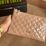 Bolsa Santa Lolla Clutch Envernizada Transversal 0450.4C39.0010