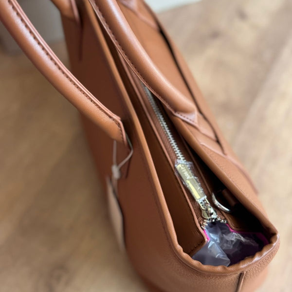 Bolsa Arezzo Preta com Nécessaire Removível A5710000228